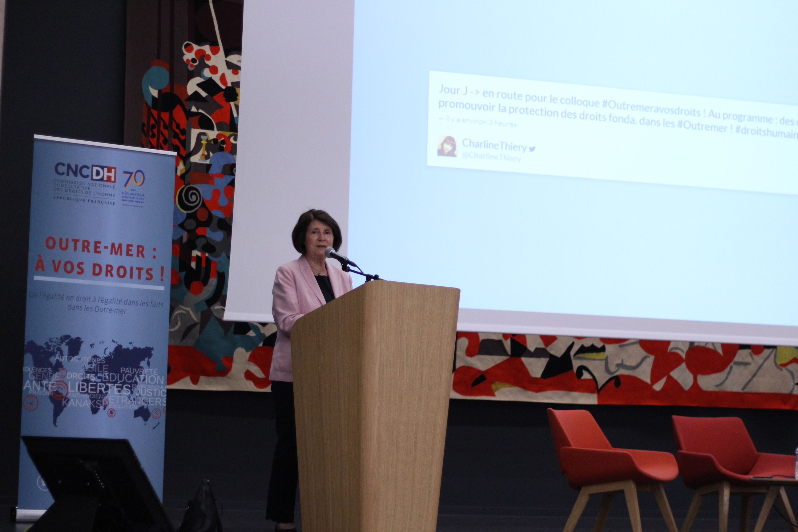 Catherine Lazerges, présidente de la CNCDH, ouvrant le Colloque Outre-mer